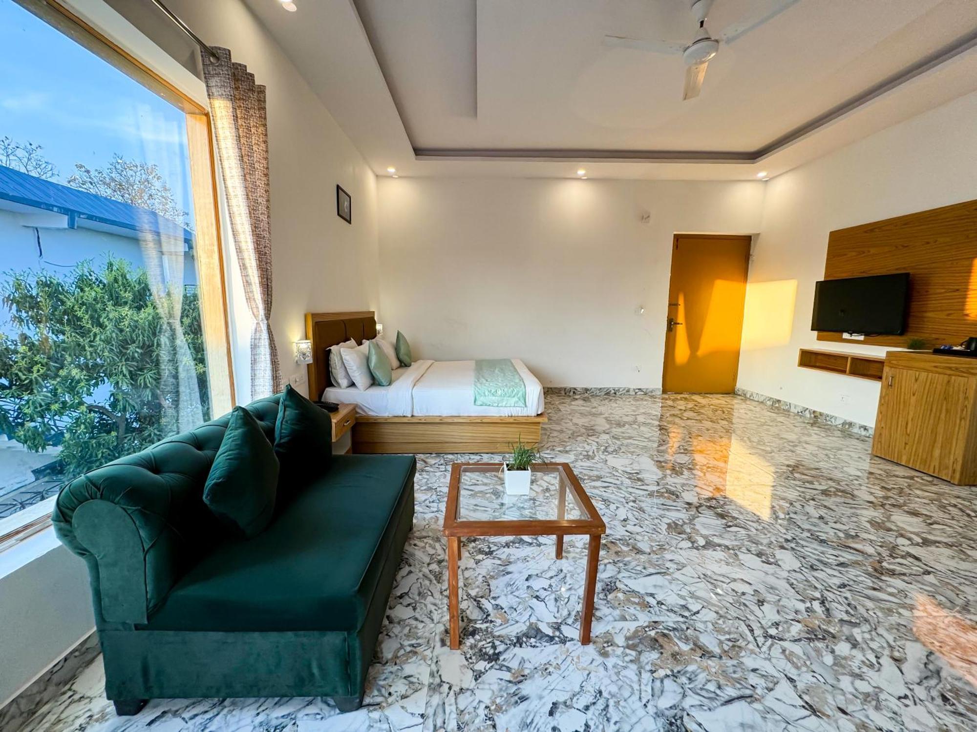 The White Oak Corbett Spa & Resort Rāmnagar Eksteriør billede