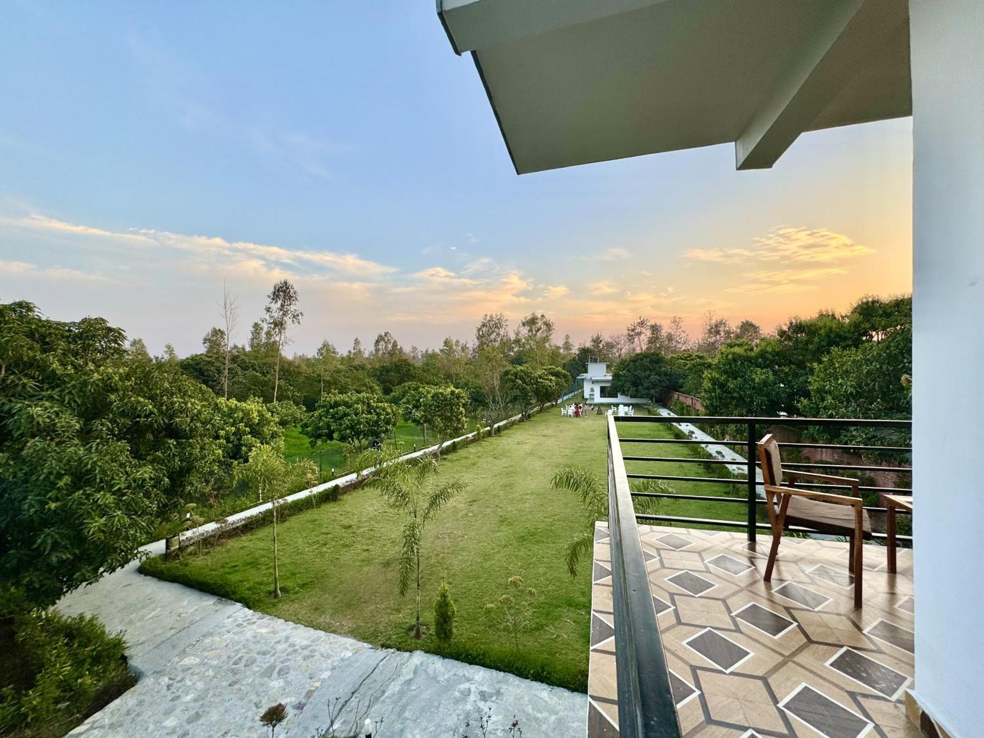 The White Oak Corbett Spa & Resort Rāmnagar Eksteriør billede