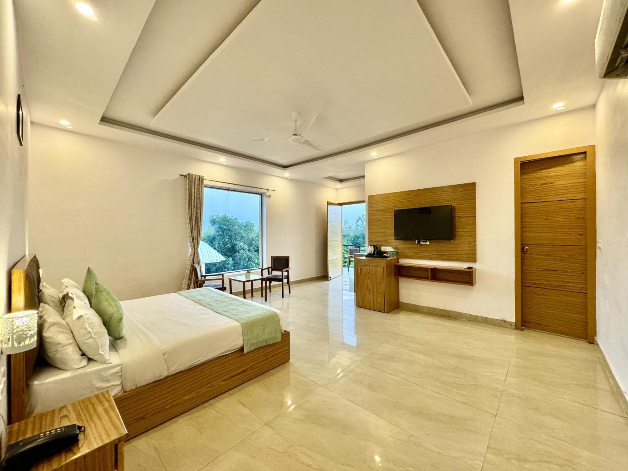 The White Oak Corbett Spa & Resort Rāmnagar Eksteriør billede
