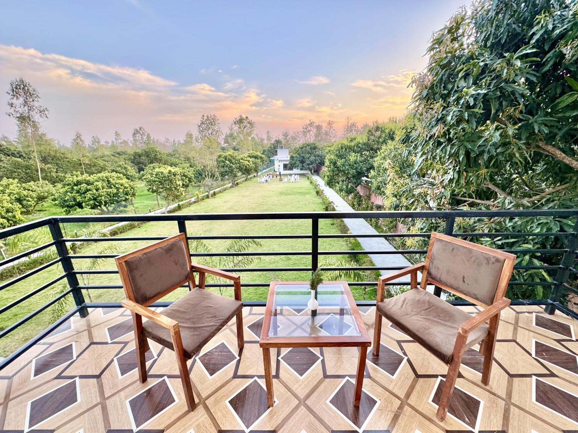 The White Oak Corbett Spa & Resort Rāmnagar Eksteriør billede