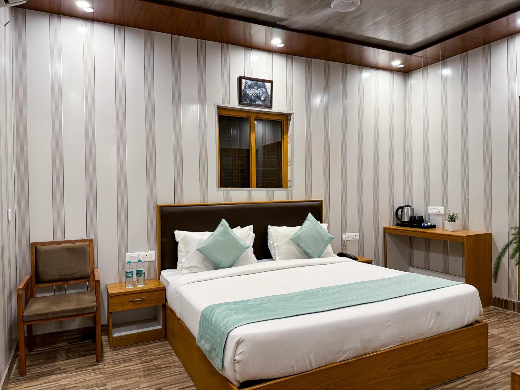 The White Oak Corbett Spa & Resort Rāmnagar Eksteriør billede